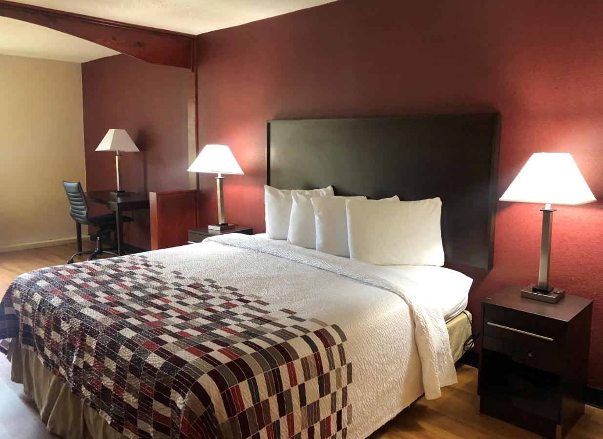 Red Roof Inn Atlanta - Six Flags Lodge West Buitenkant foto