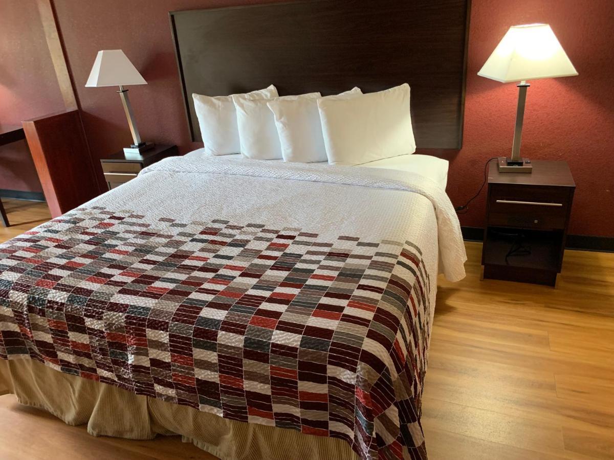Red Roof Inn Atlanta - Six Flags Lodge West Buitenkant foto