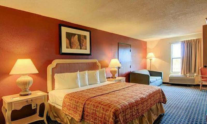 Red Roof Inn Atlanta - Six Flags Lodge West Buitenkant foto